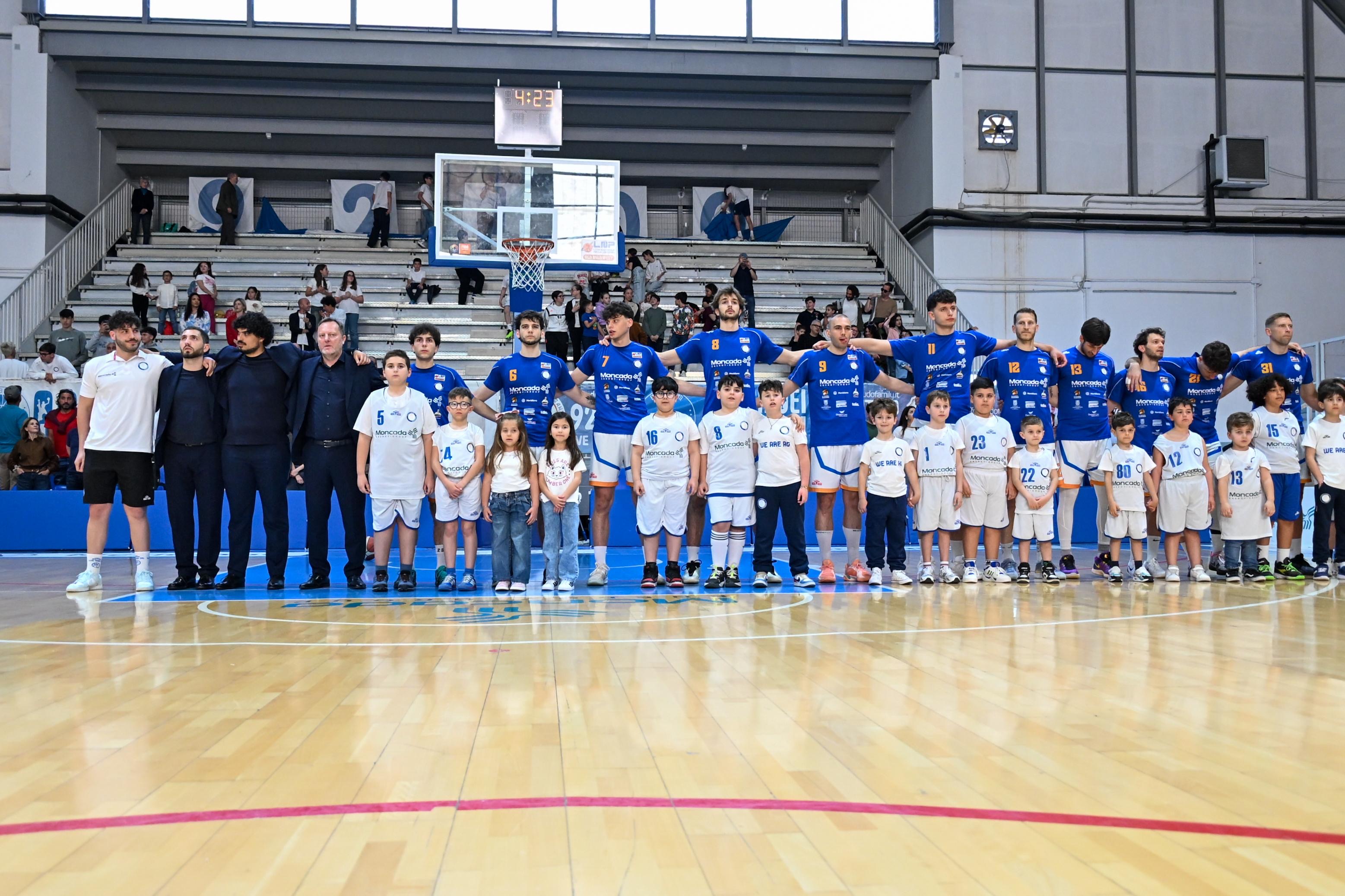 Fortitudo Agrigento batte Piacenza 77–72: rimonta epica e play-in